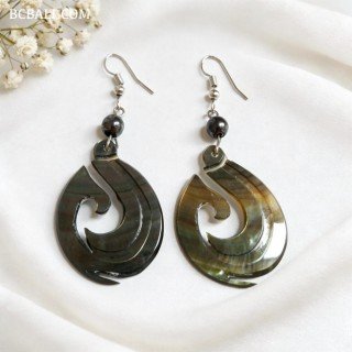 Hot Sale Shell Earrings Handmade Premium Elegance Design 